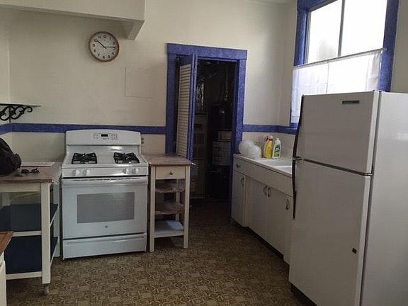 4th image of 848 33rd Ave