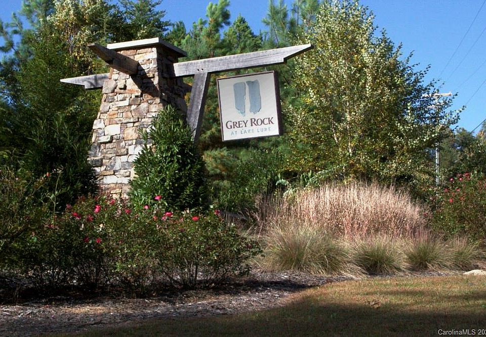138 Grey Rock Pkwy, Lake Lure, NC 28746 MLS 3672310 Zillow