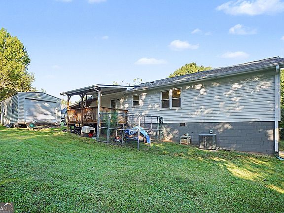 5th image of 1204 Ridgecrest Dr
