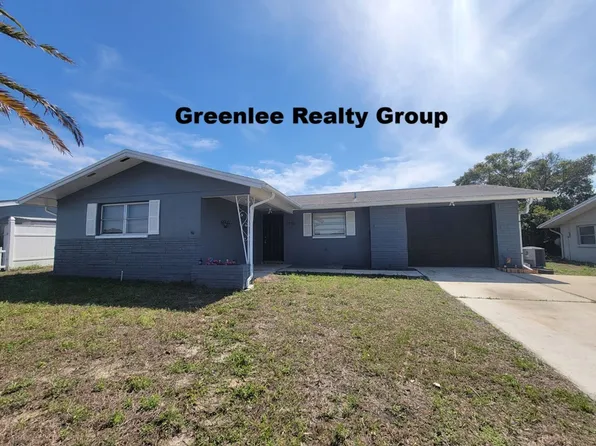 7920 Pineapple Ln, Port Richey, FL 34668