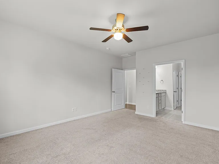 596 Count Fleet Ct — Photo 19