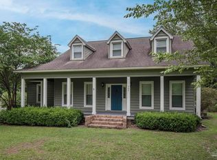 707 Bob White Dr, Atmore, AL 36502