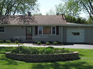 2205 Ridgeland Dr, Lindenhurst, IL 60046