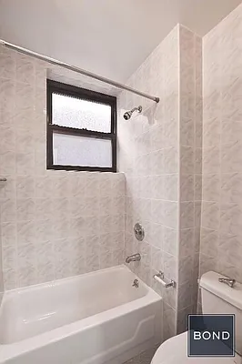 Rented by Bond New York | media 22