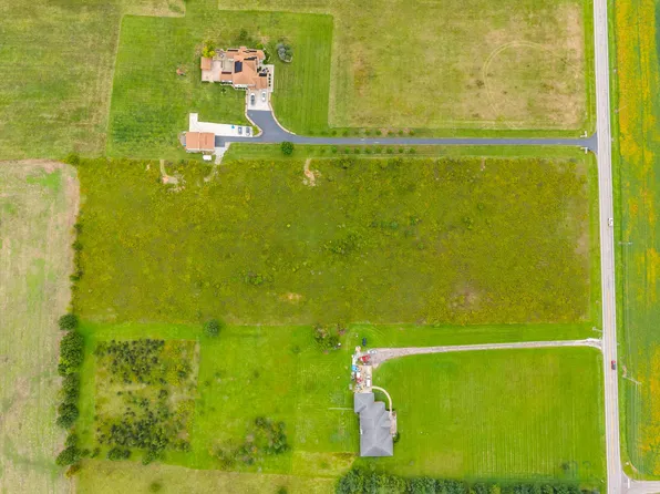 6790 Hoover Rd, Orient, OH 43146