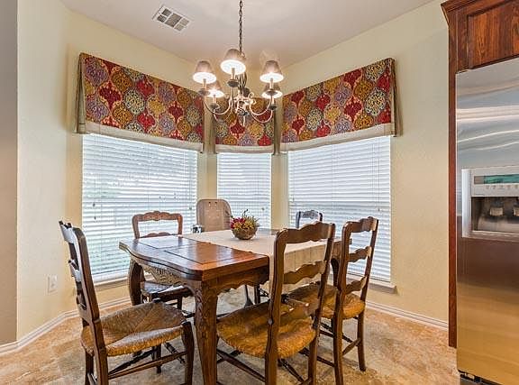 5th image of 1435 Clubhill Dr