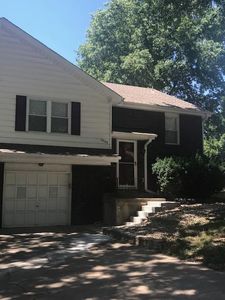 5608 NW Hillside Dr, Kansas City, MO, 64151
