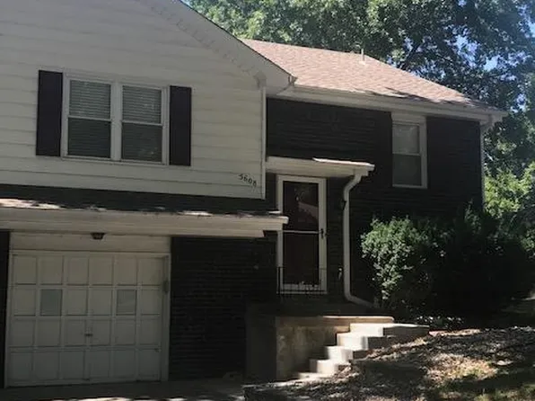 5608 NW Hillside Dr, Kansas City, MO 64151