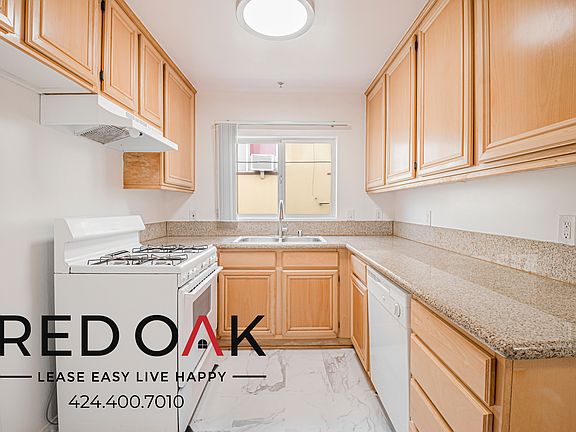 3rd image of 319 S Westlake Ave APT 107