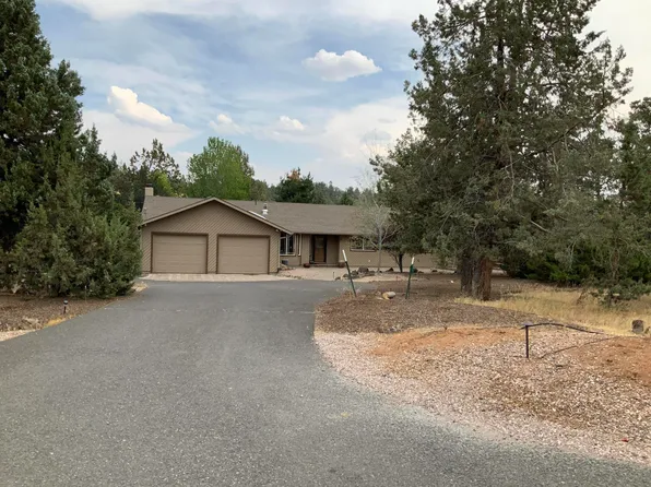 2420 NW Helmholtz Way, Redmond, OR 97756
