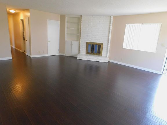 3rd image of 2530 Price Dr