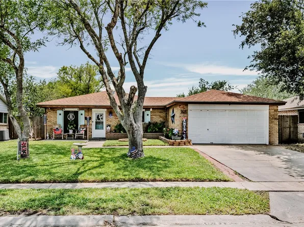 305 Birchwood Dr, Kingsville, TX 78363