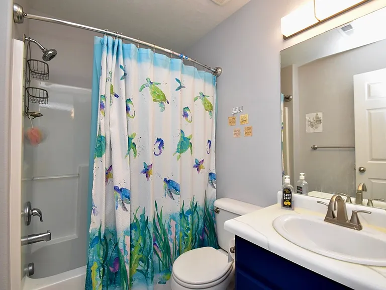 1555 Wynview Ln — Photo 22
