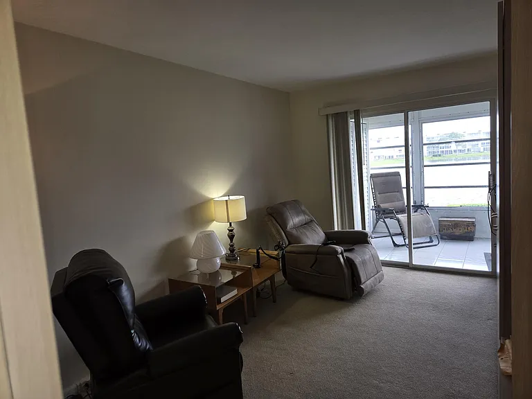 2031 Exeter Dr — Photo 17