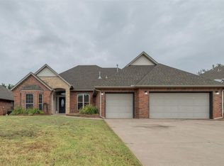 245 E Atlanta Ter, Mustang, OK 73064