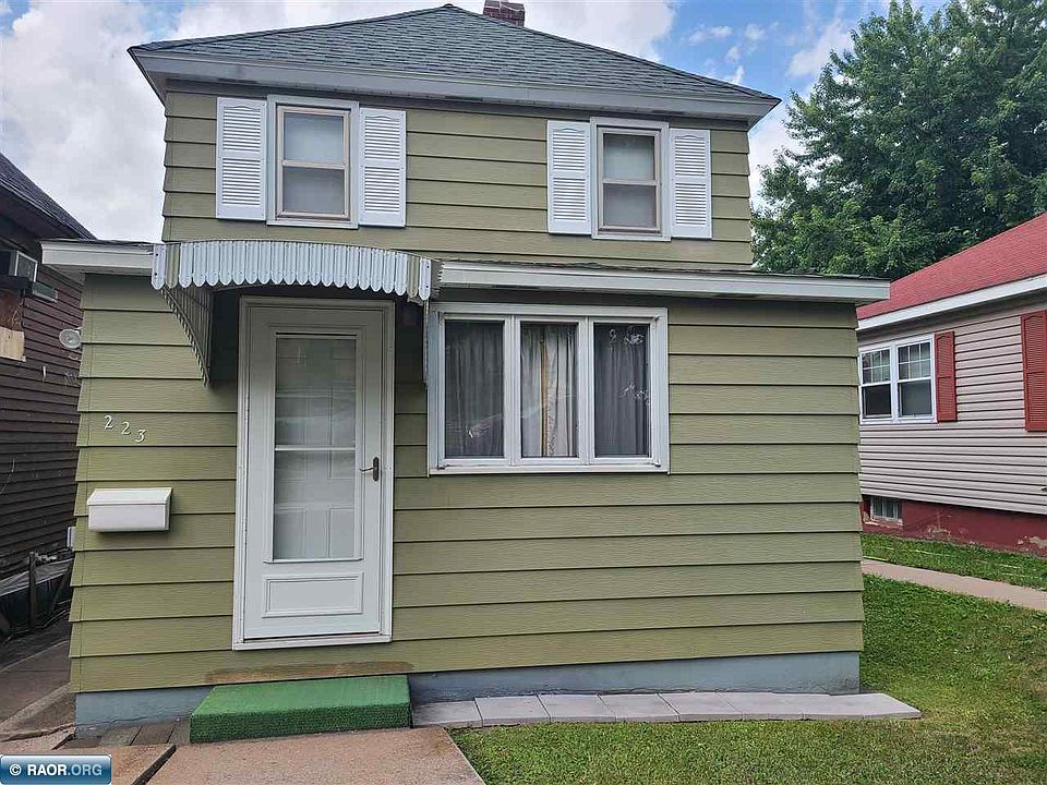 1st image of 223 Douglas Ave