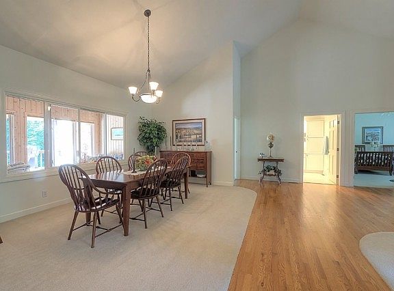3rd image of 4270 Elliott Ct