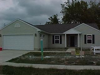 1st image of 1624 W 22nd St