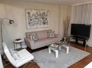 1050 Stainton Dr #134, Mississauga, ON L5C2T7