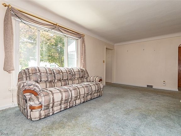 5th image of 1271 Worton Blvd