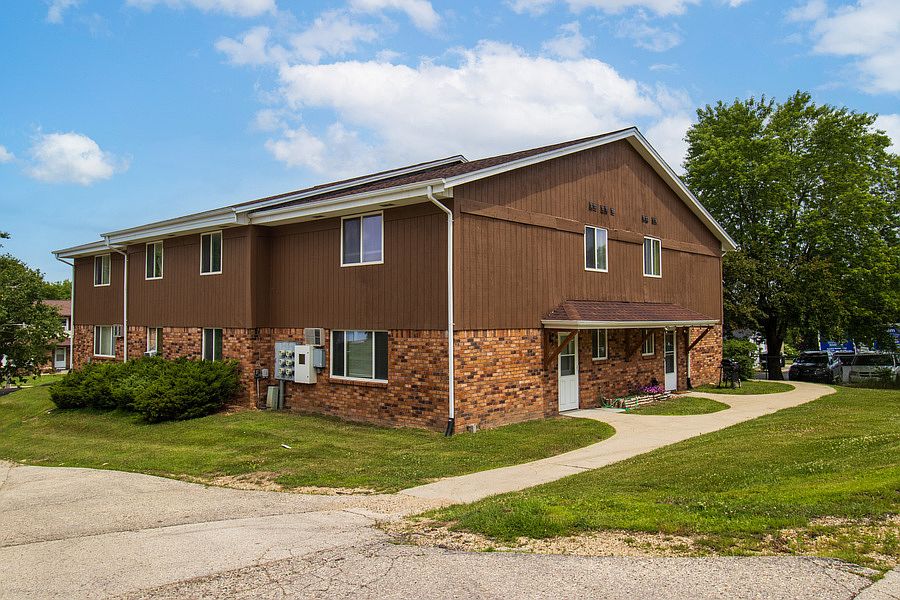 1st image of 2103 Green Tree Rd #5