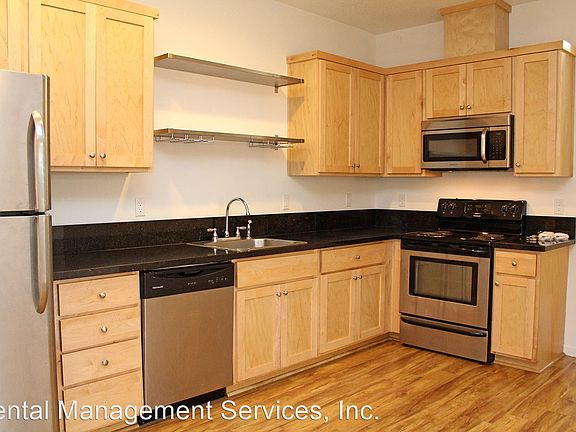 5th image of 1555 N Willis Blvd APT 6
