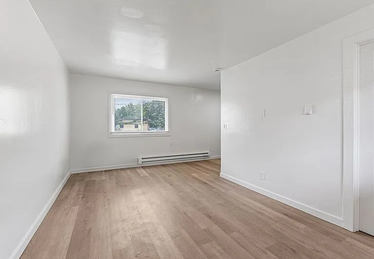 7374 E Main St #12 — Photo 6