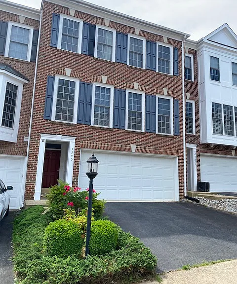 3395 Governors Crest Ct — Photo 10