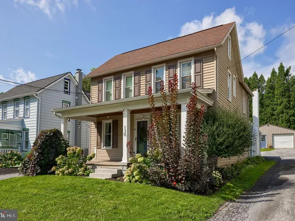 130 S State St, Brownstown, PA 17508