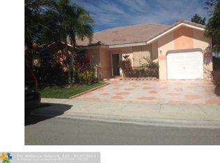 9901 NW 76th Ct, Tamarac, FL 33321