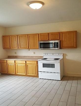 Kitchen (2)