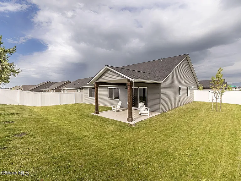 6407 W Bowmore Ln — Photo 18