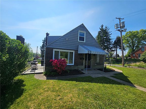 3rd image of 1211 Greentree Rd