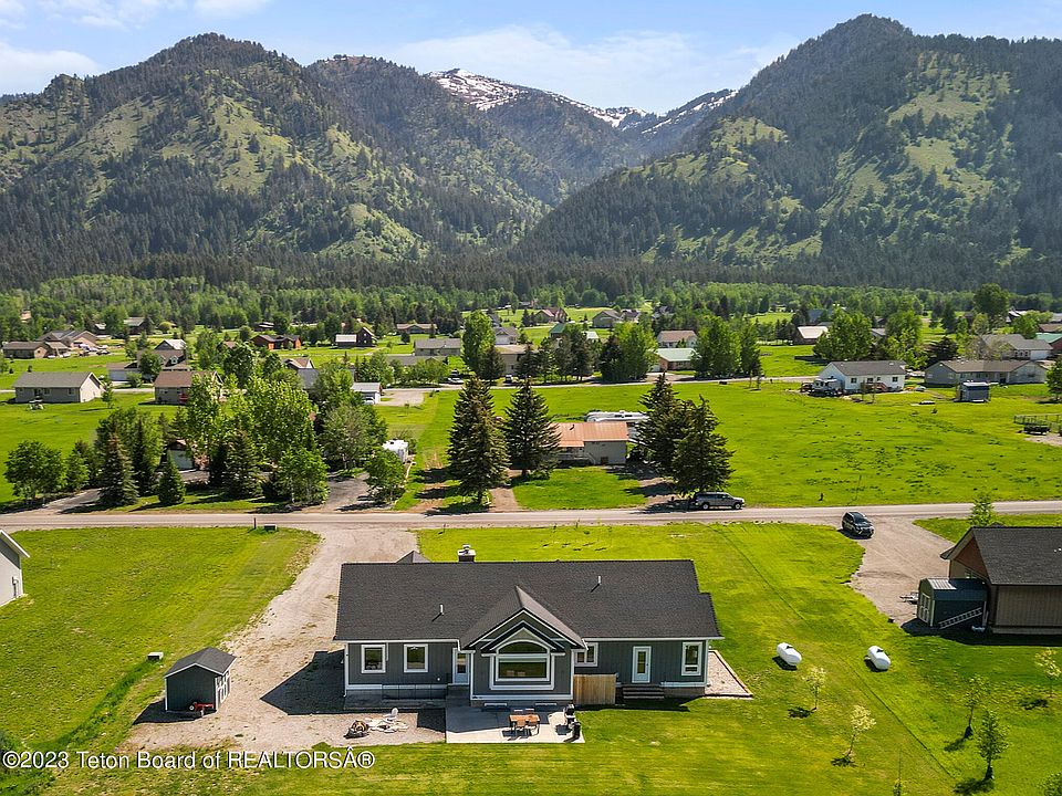 290 Cedar Creek Dr, Star Valley Ranch, WY 83127 MLS 231163 Zillow