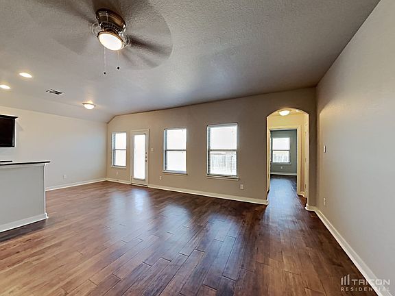 3rd image of 9205 Curacao Dr