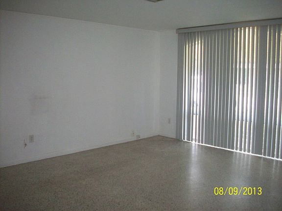 3rd image of 1146 Whitewood Dr