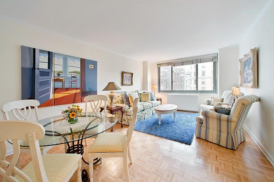 1st image of 2021 Broadway #8F