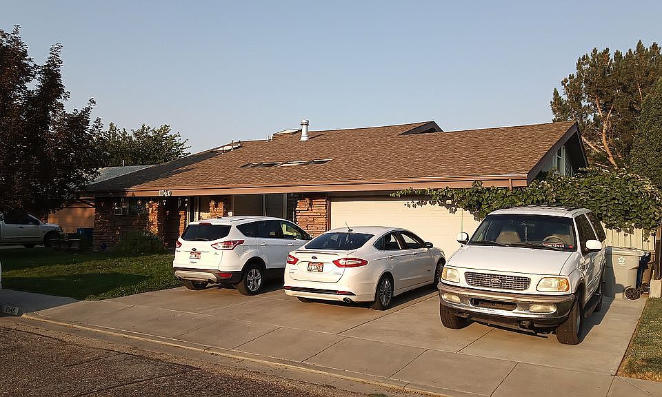 3 Car Wide Drive Way