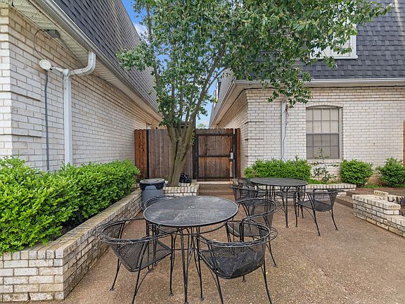 3rd image of 3730 Fairfield Ave #173-B