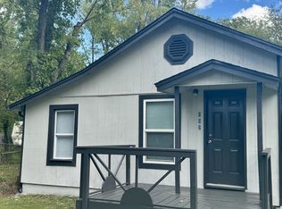 837 S Elm St, Siloam Springs, AR 72761