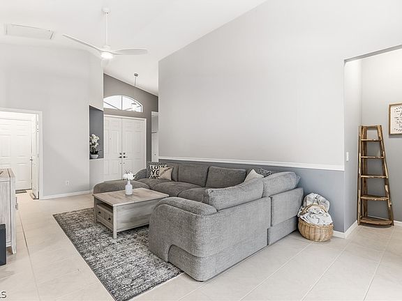 4th image of 9004 Springview Loop