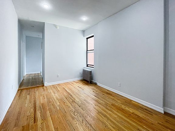 2nd image of 70-80 Kenmare St #34