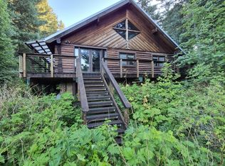 389 Bloch St, Seldovia, AK 99663