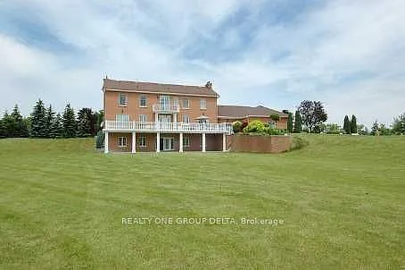 4 bed, $5,900 — Photo 3