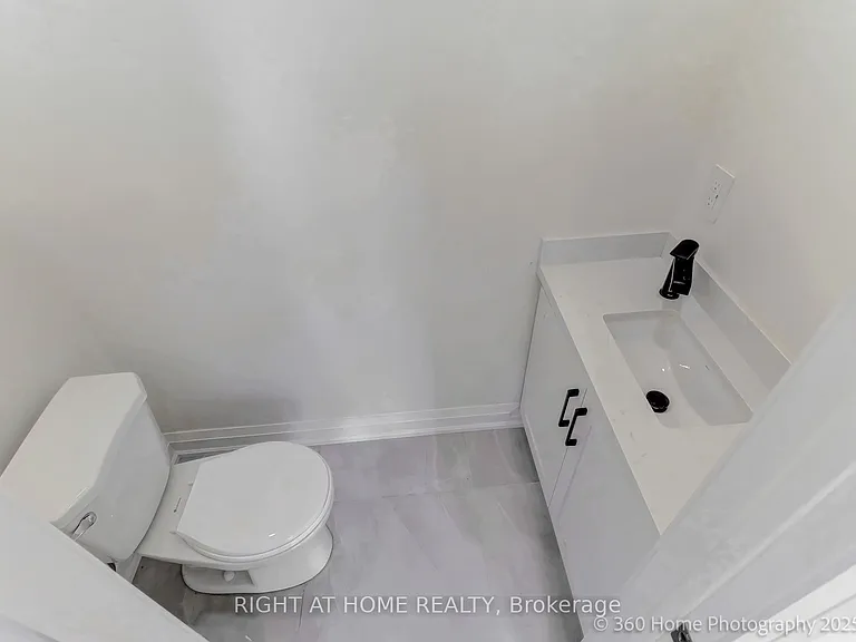 321 Tampa Dr — Photo 13