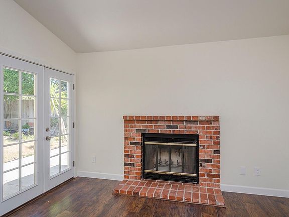 2nd image of 705 Turnstone Dr