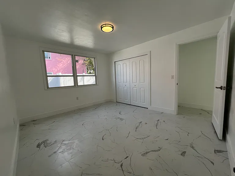 219 Danube Ave #A — Photo 8