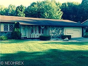2nd image of 374 Kathleen Dr