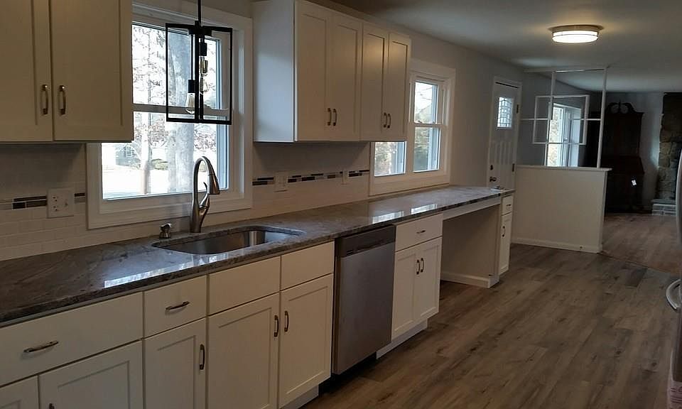 2nd image of 253 Forest Hills Rd