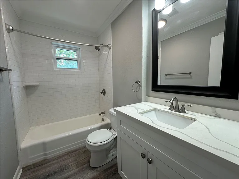 4015 Bellefontaine St #1 — Photo 4